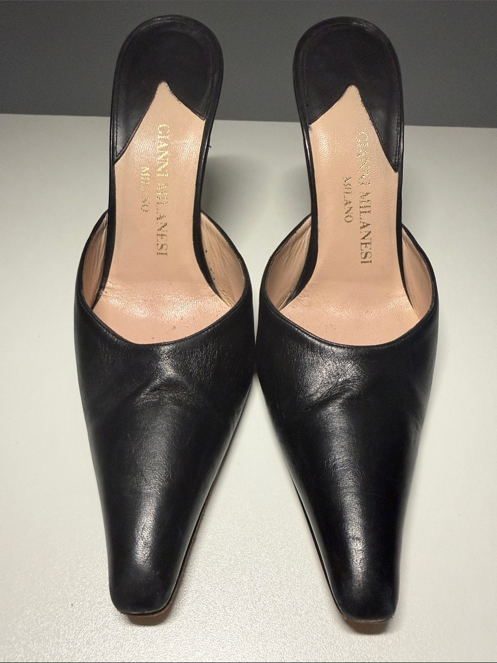 Vintage Gianni Milanesi Milano Pointed Leather 4.5” Mule Heels